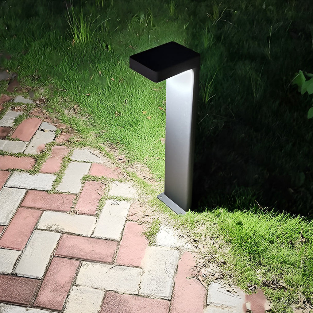 Solar Bollard Pathway Light — Die-Cast Aluminum and Glass, LED, Dusk-to-Dawn Sensor, IP65, 3000K Warm White