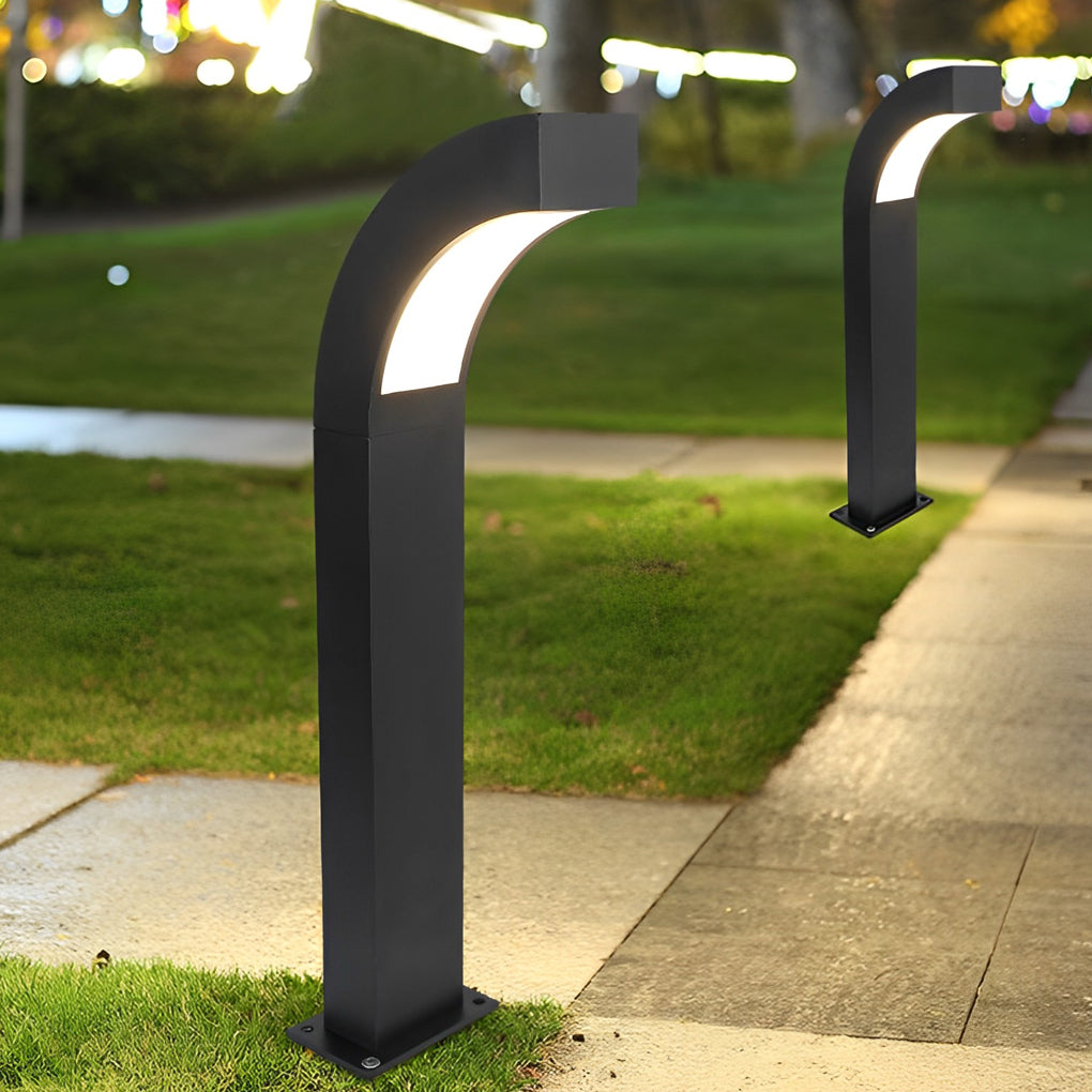 Minimalist Curved Bollard Path Light — Black Die-Cast Aluminum, 24", LED 3000K, IP65 Weatherproof