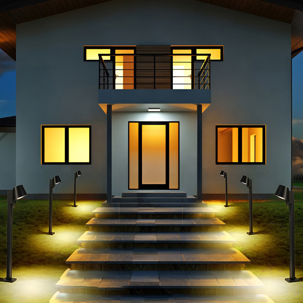 Minimalist Bollard Pathway Light — Die-Cast Aluminum, Black, 10W LED, 3000K, IP65, 24"