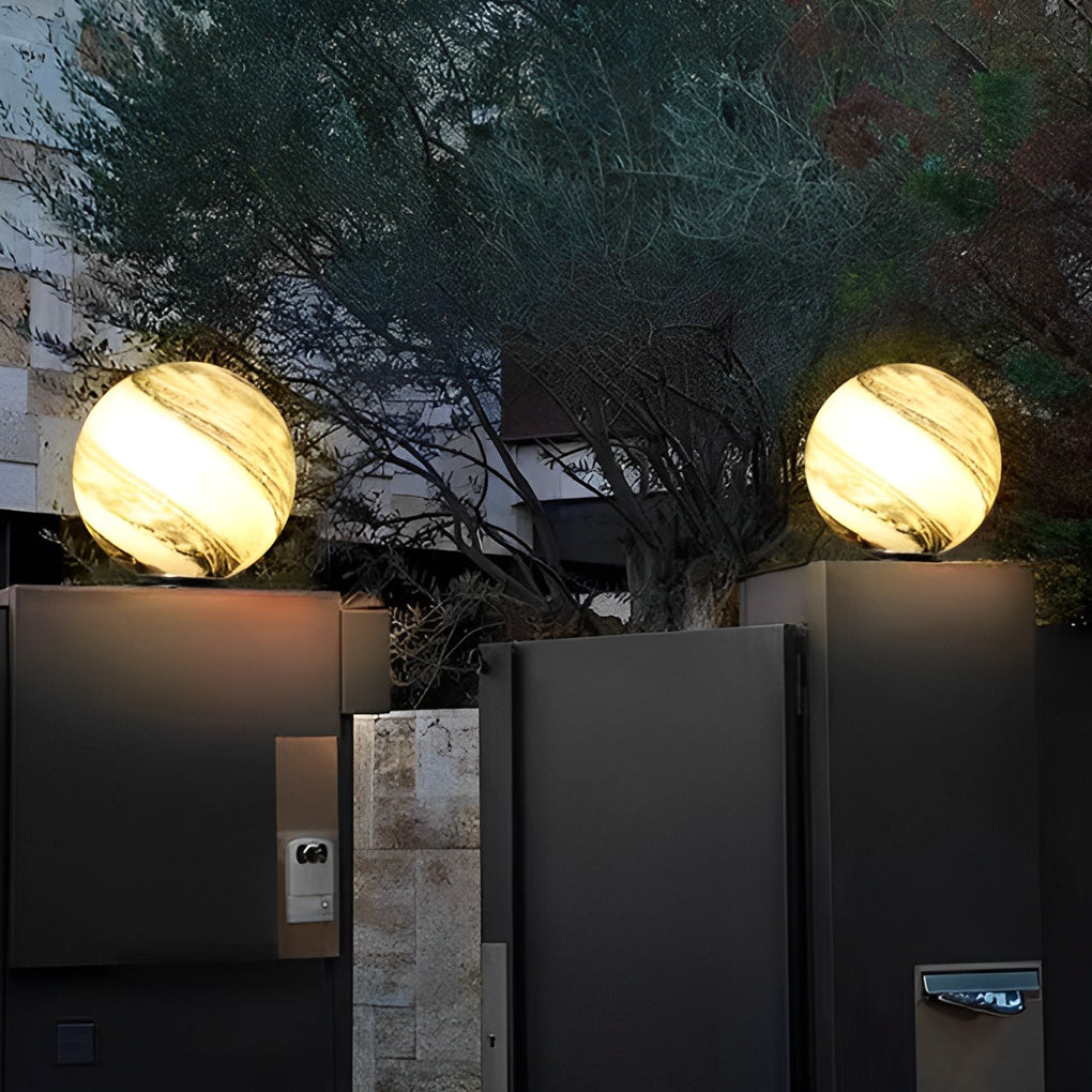 Round Globe Outdoor Fence Post Light — Die-Cast Aluminum & Glass, E27, IP54 Weatherproof, Warm White 3000K
