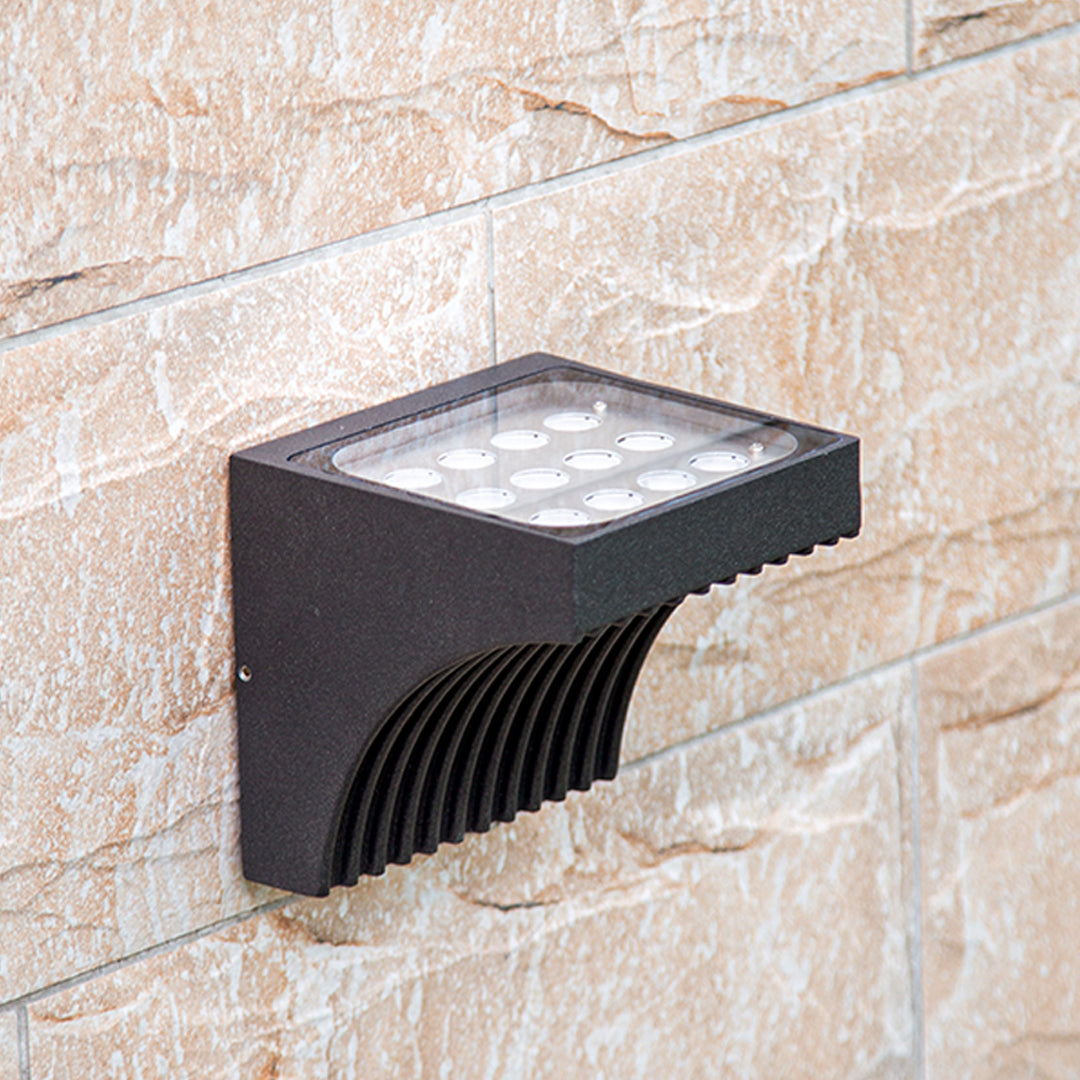 Waterproof Industrial Outdoor Wall Sconce with Replaceable Directional Light