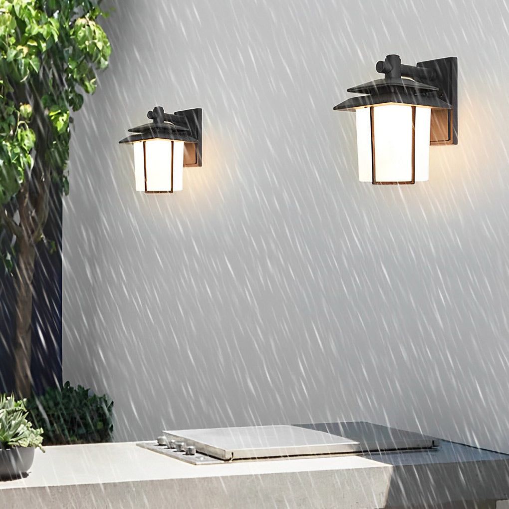 Vintage Outdoor Wall Sconce — Die-Cast Aluminum and Frosted Glass, E27, IP23 Weatherproof, Black or Bronze