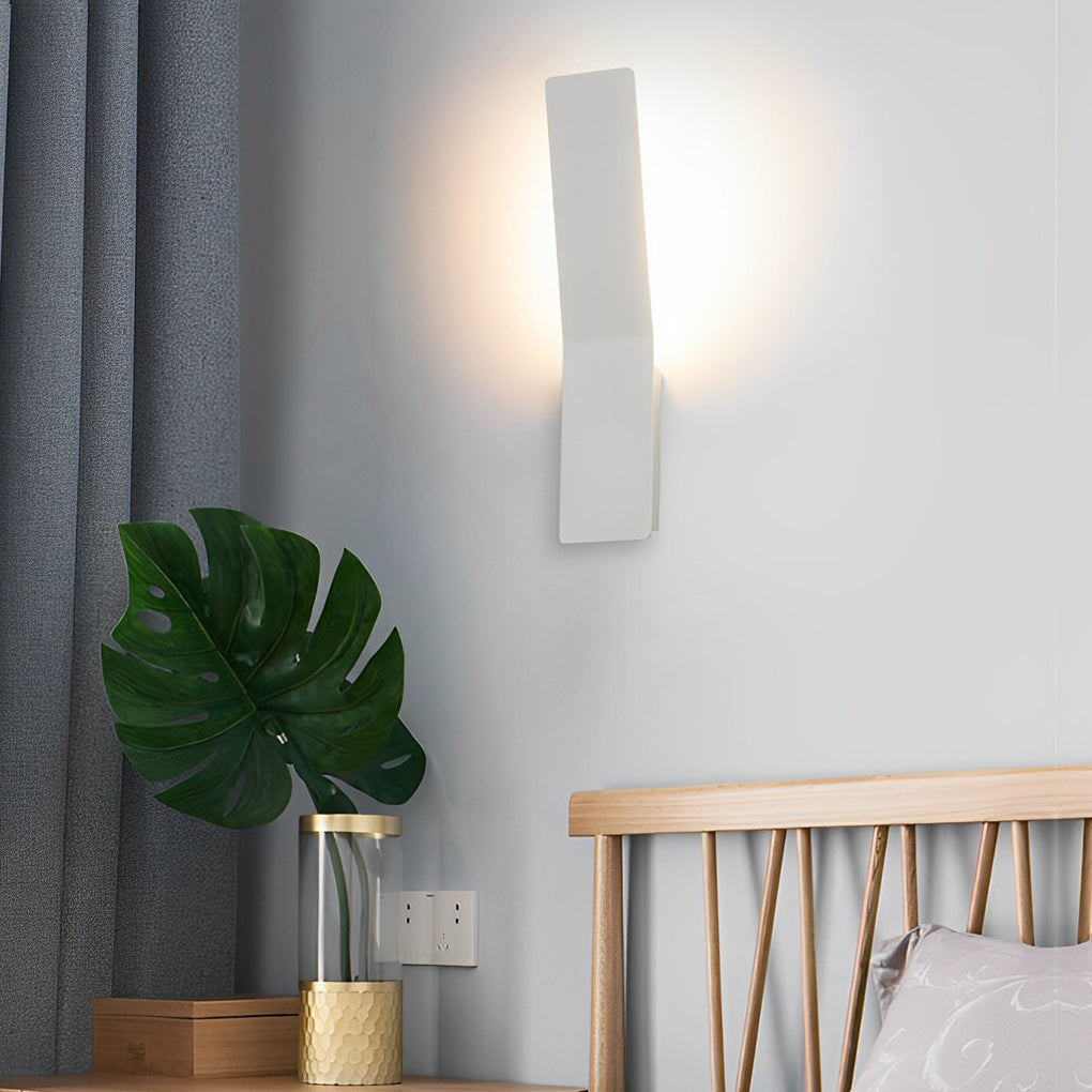 Minimalist LED Uplight Wall Sconce — Aluminum & Acrylic, 5W 3000K, Black or White