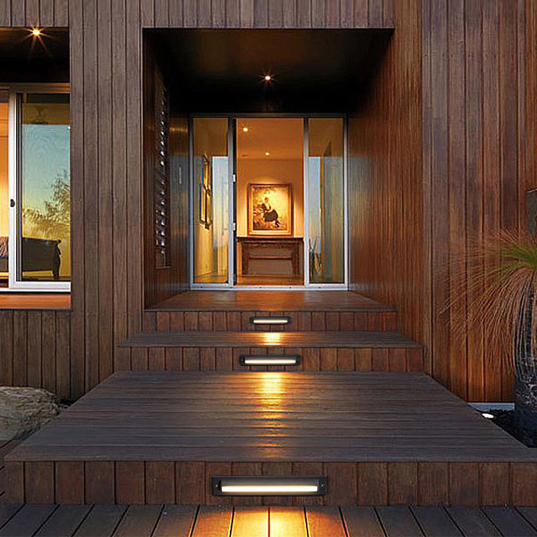 Minimalist Linear LED Step Light — Black Aluminum, 5W OSRAM, 3000K, IP65 Weatherproof, Hardwired