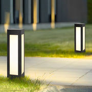 Modern Black Solar Bollard Light — Galvanized Steel & Acrylic, 10W LED, IP65 Weatherproof, 3000K Warm White
