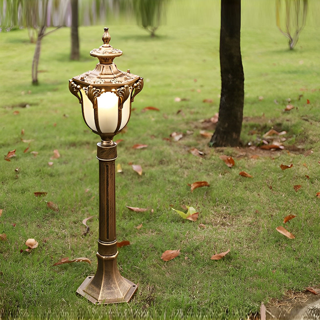 Traditional European-Style Outdoor Post Light — Die-Cast Aluminum and Glass, E27, IP65 Weatherproof, 31" Height