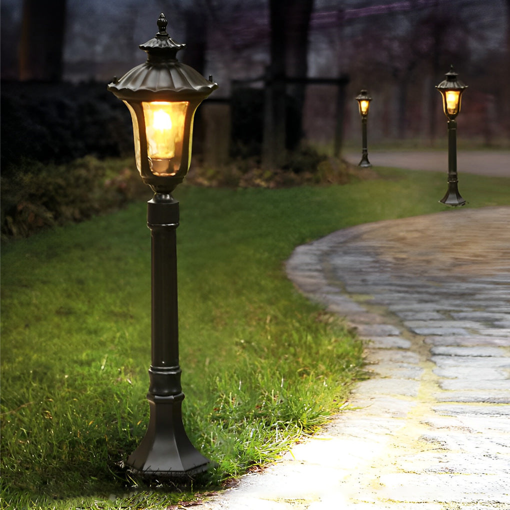 Vintage Outdoor Post Light — Die-Cast Aluminum, Black, Water Glass Lens, LED, 7" × 31"