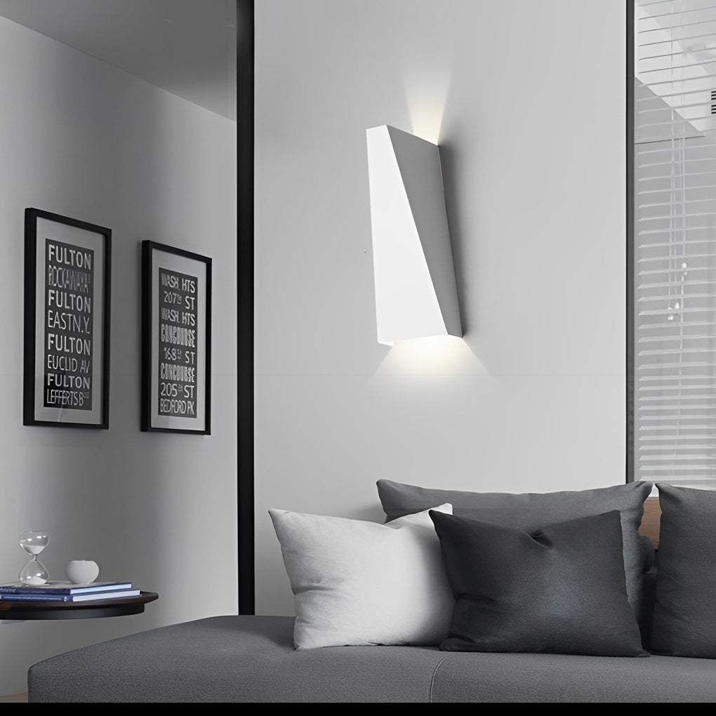 Up/Down LED Wall Sconce — Aluminum, 10W, 4"W × 8"H, 3000K Warm White