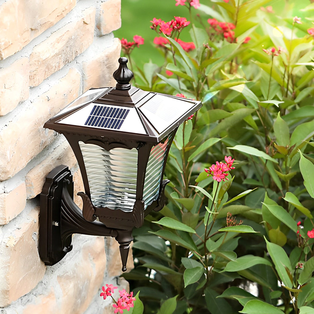 Retro Striped Glass Solar Outdoor Wall Sconce — Black Aluminum, IP65 Weatherproof, 8–10 Hr Battery
