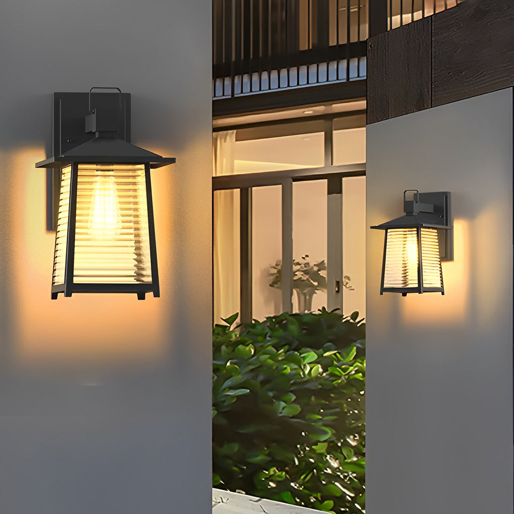 Black Retro Solar Outdoor Wall Sconce — Die-Cast Aluminum, Thickened Glass, IP23 Waterproof