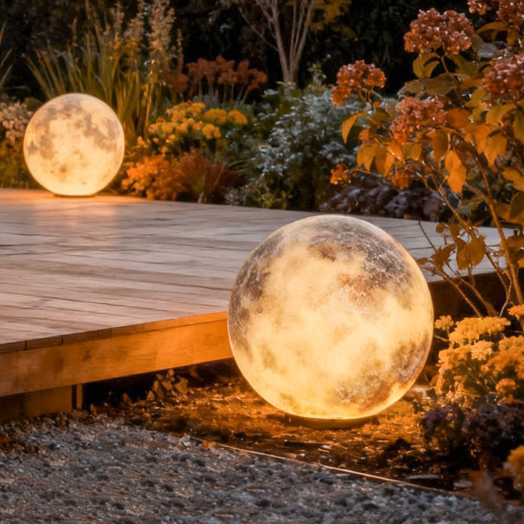Moon Globe Outdoor Lawn Light — PE Fiberglass, E27 LED, IP65, 3 Sizes (9.8"–23.6"), 12W–24W, Warm White