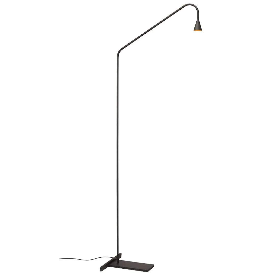 Minimalist LED Floor Lamps in Black and Gold - Perfect for Reading Luxe