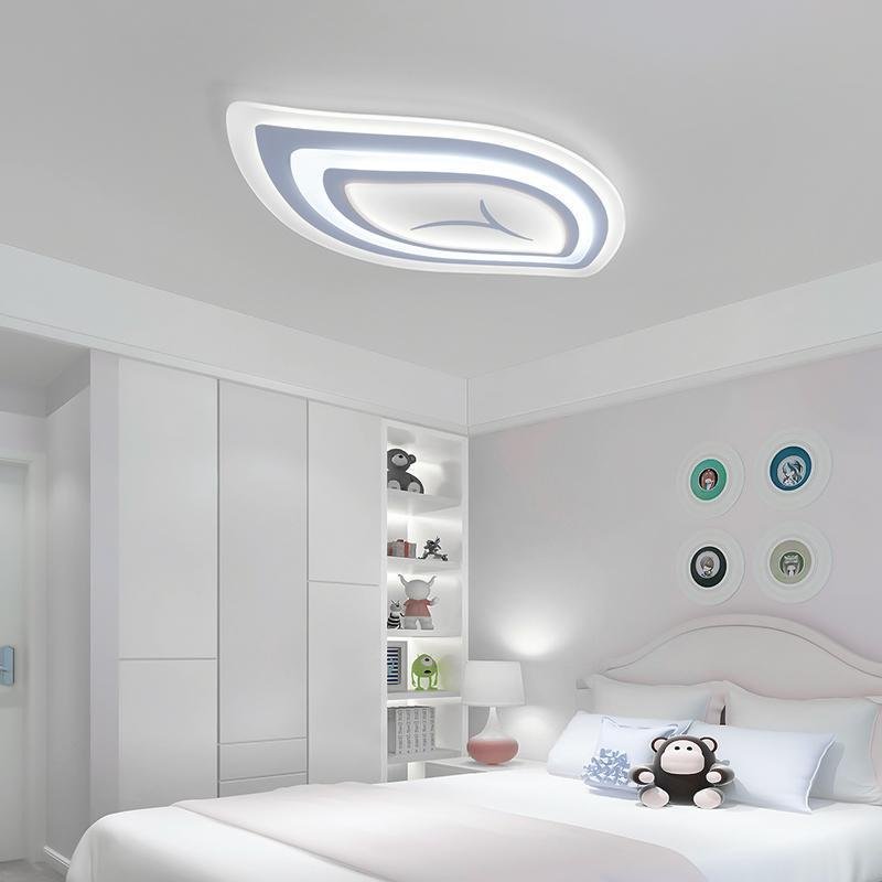Leaf-Shaped LED Flush-Mount Ceiling Light — Iron and PMMA, White Finish, Dimmable, Remote Control, 41–50W, E26/E27