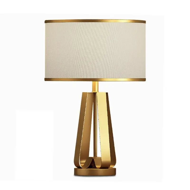 22-Inch Geometric Table Lamp with 1 Light in Golden Faux Silk and Brass Luxe