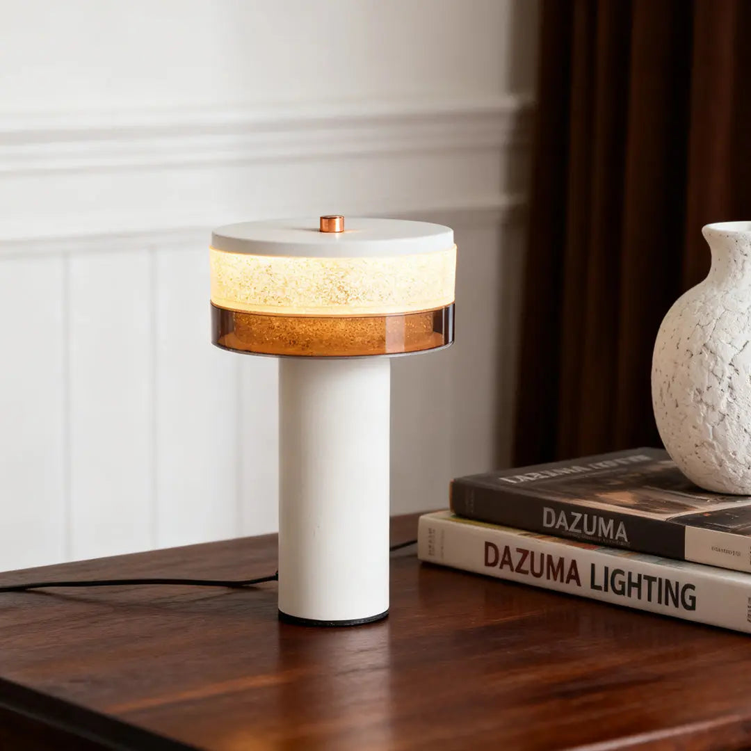 Sleek Nordic Cylindrical Table Lamp - Stylish Decorative Iron Light Luxe