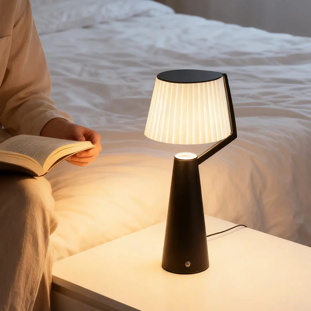 Creative Minimalist Nordic Table Lamp - Nightstand Light Luxe