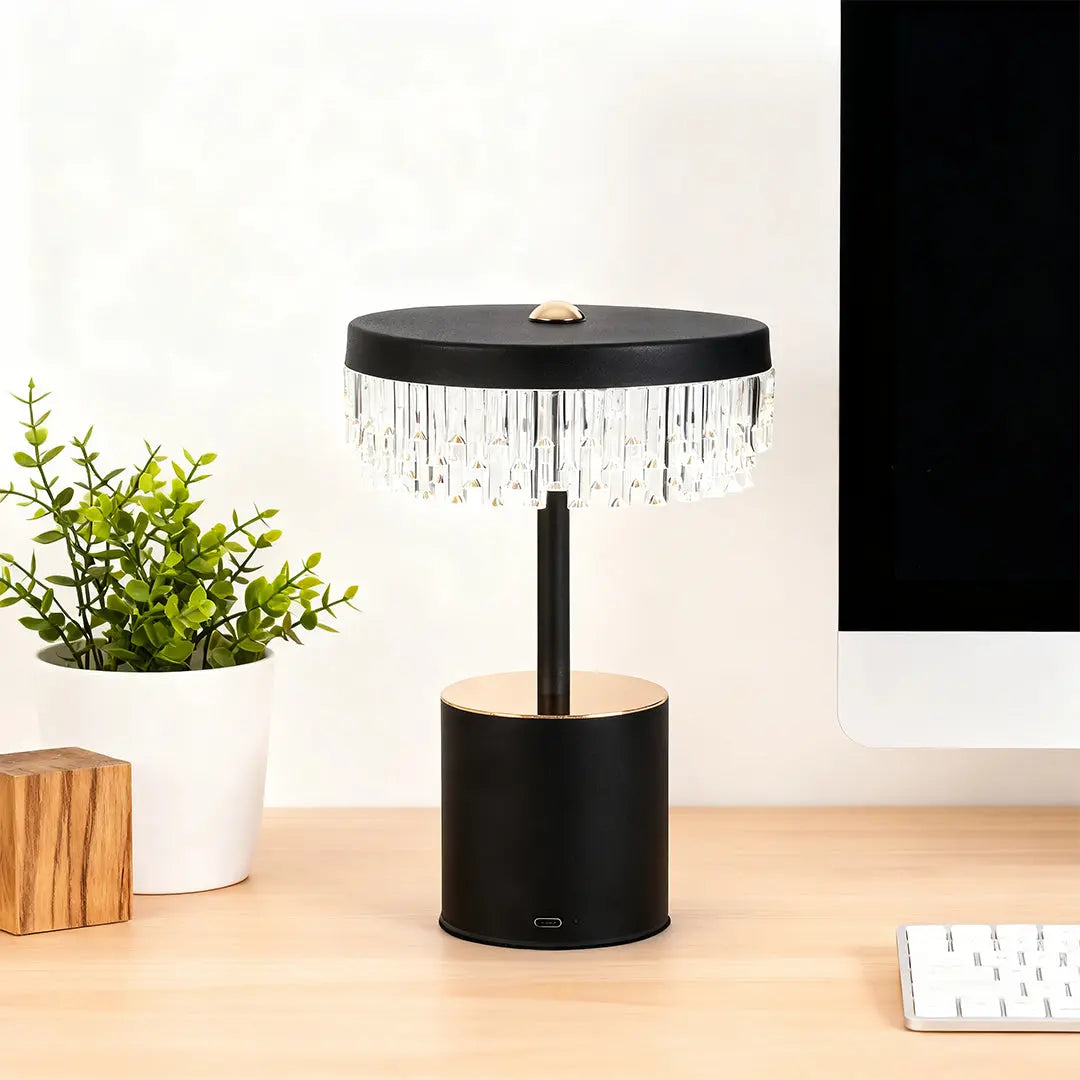 Minimalist Fringe Table Lamp with Creative Design and USB Charging Luxe