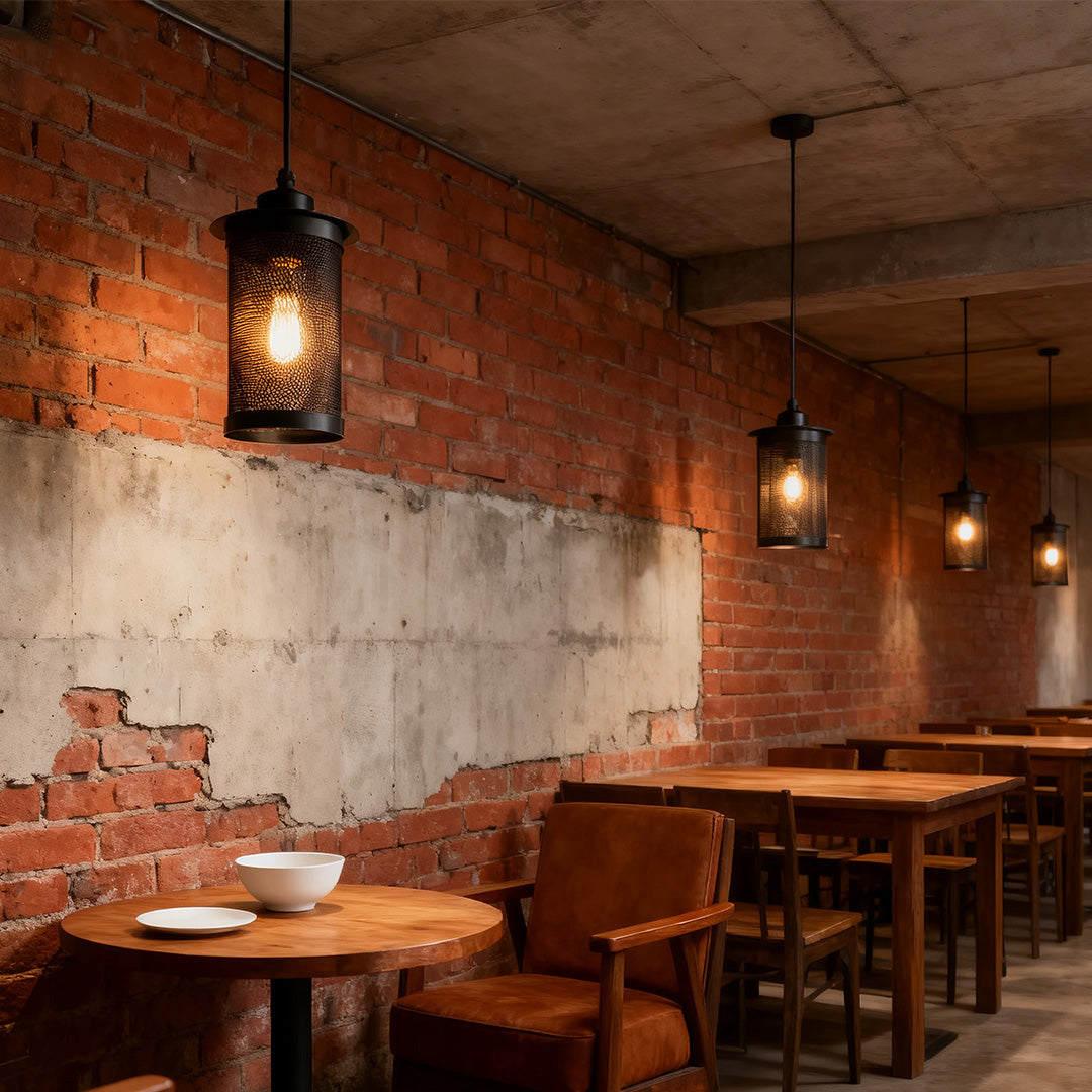 Retro Industrial Mini Pendant — Black Iron, 3-Light E27, 12W Warm White, Adjustable Chain
