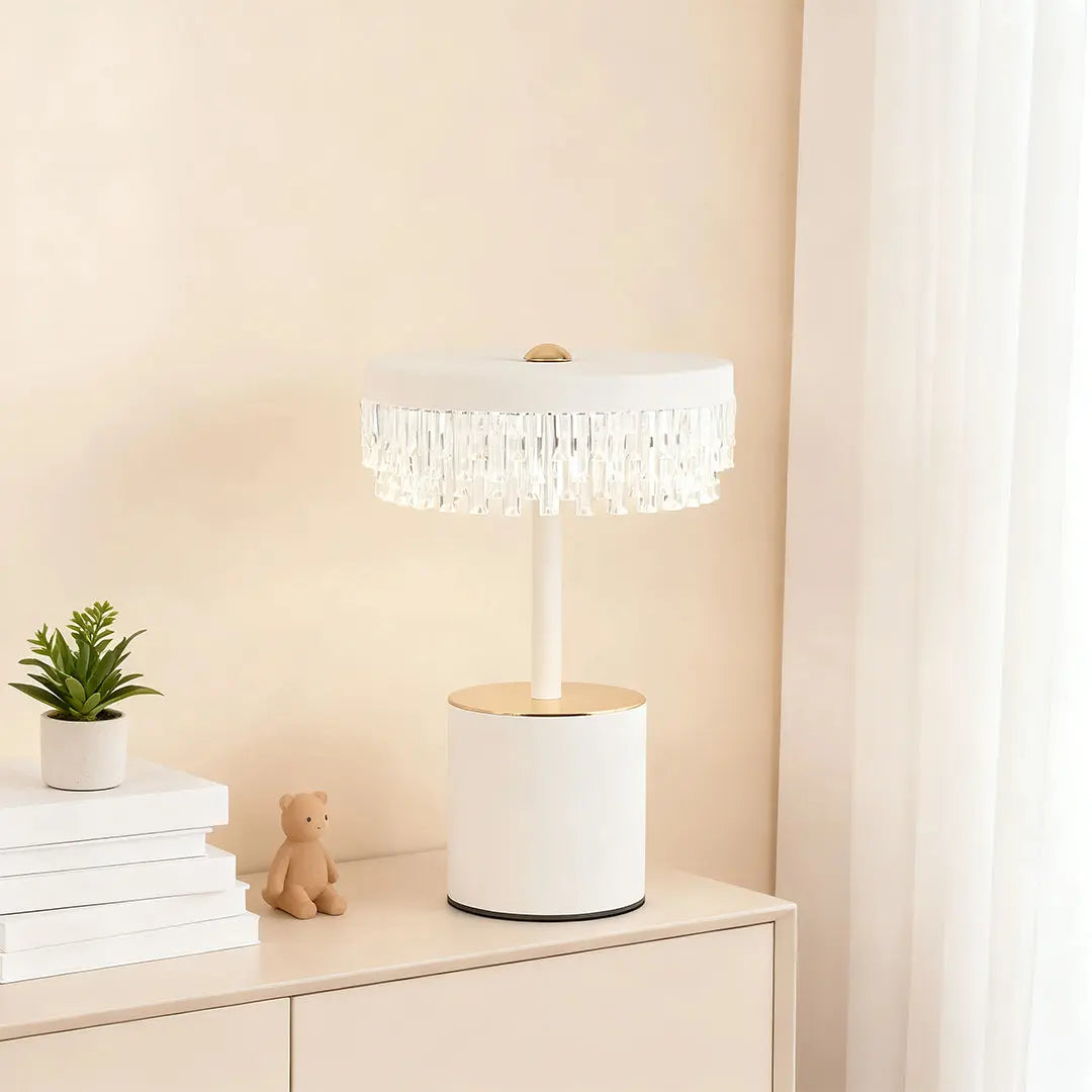 Minimalist Fringe Table Lamp with Creative Design and USB Charging Luxe