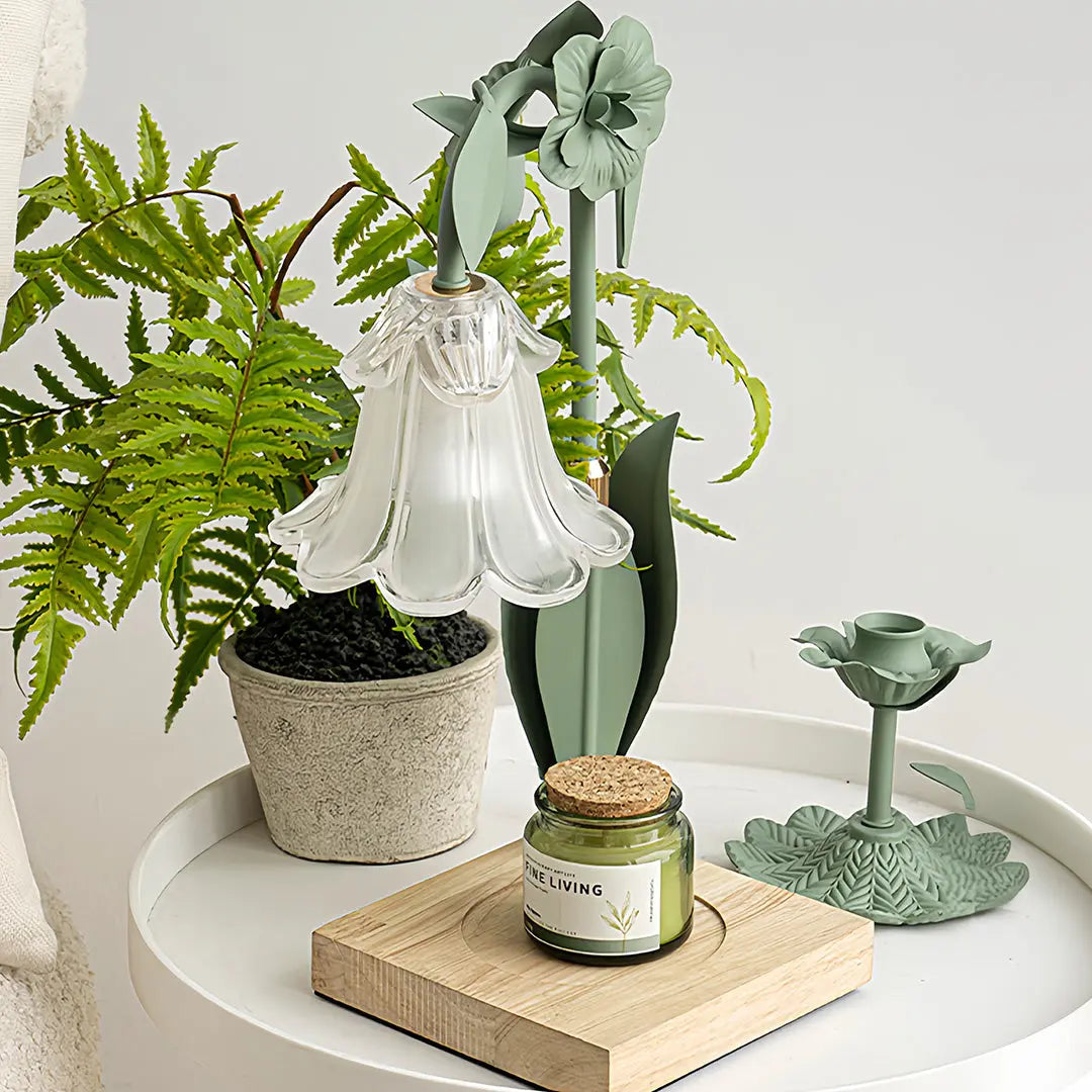 Elegant Night Light: Fireless Scented Flower Melt Table Lamp Luxe