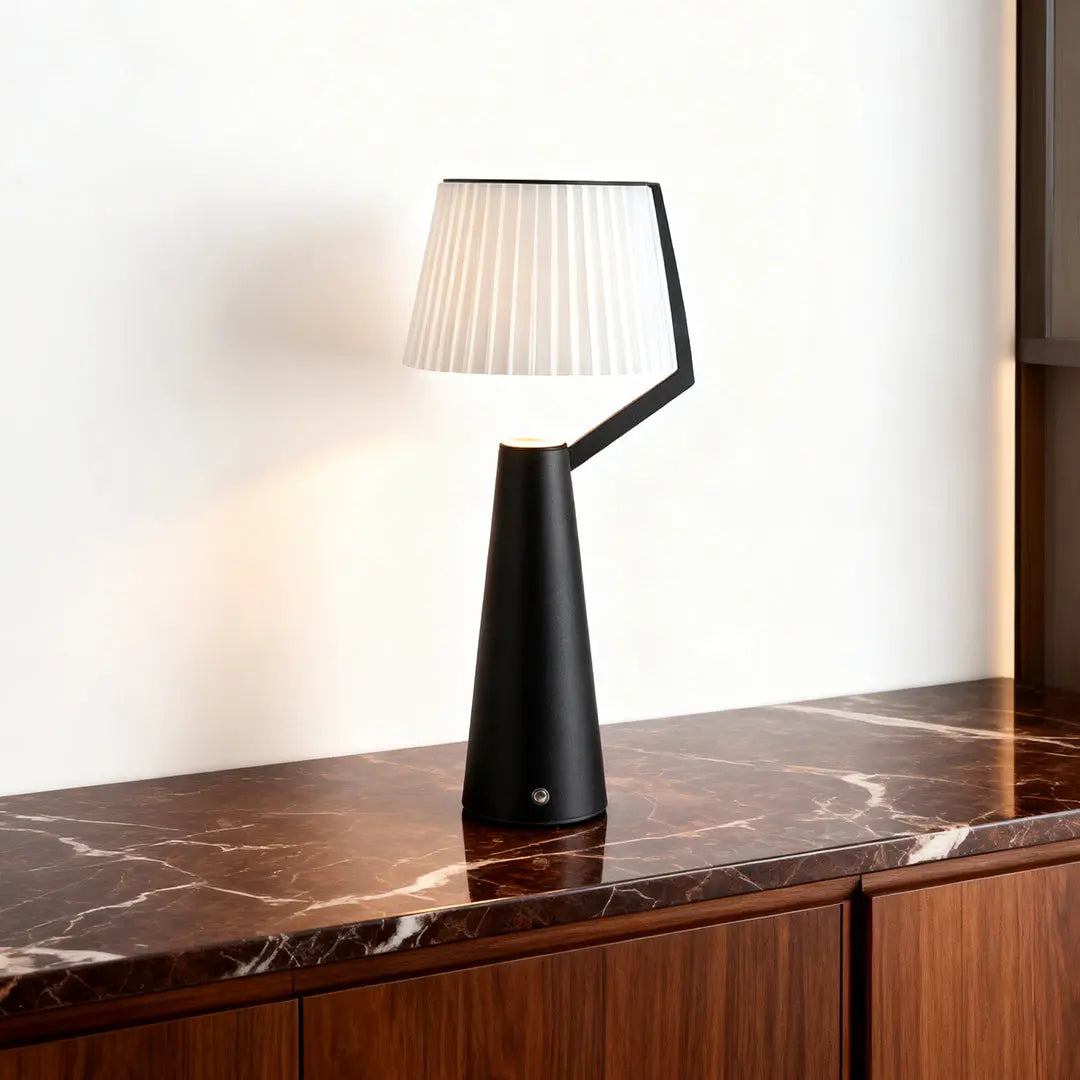 Creative Minimalist Nordic Table Lamp - Nightstand Light Luxe