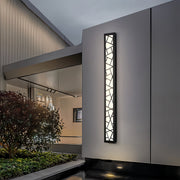 Minimalist Linear Outdoor Wall Sconce — Black Metal, Integrated LED, IP65, 3000K / 4000K / 6000K, 16" to 47"