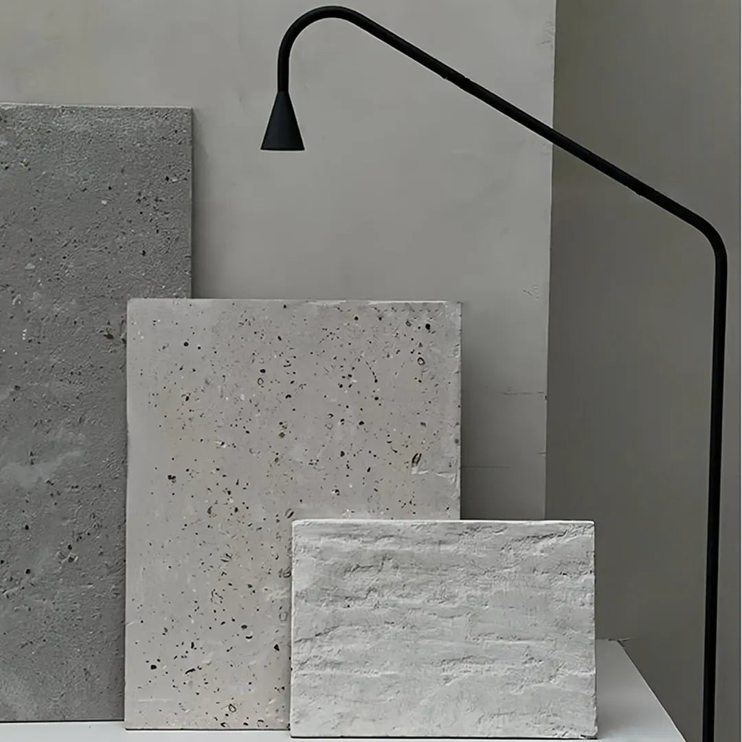 Minimalist LED Floor Lamps in Black and Gold - Perfect for Reading Luxe