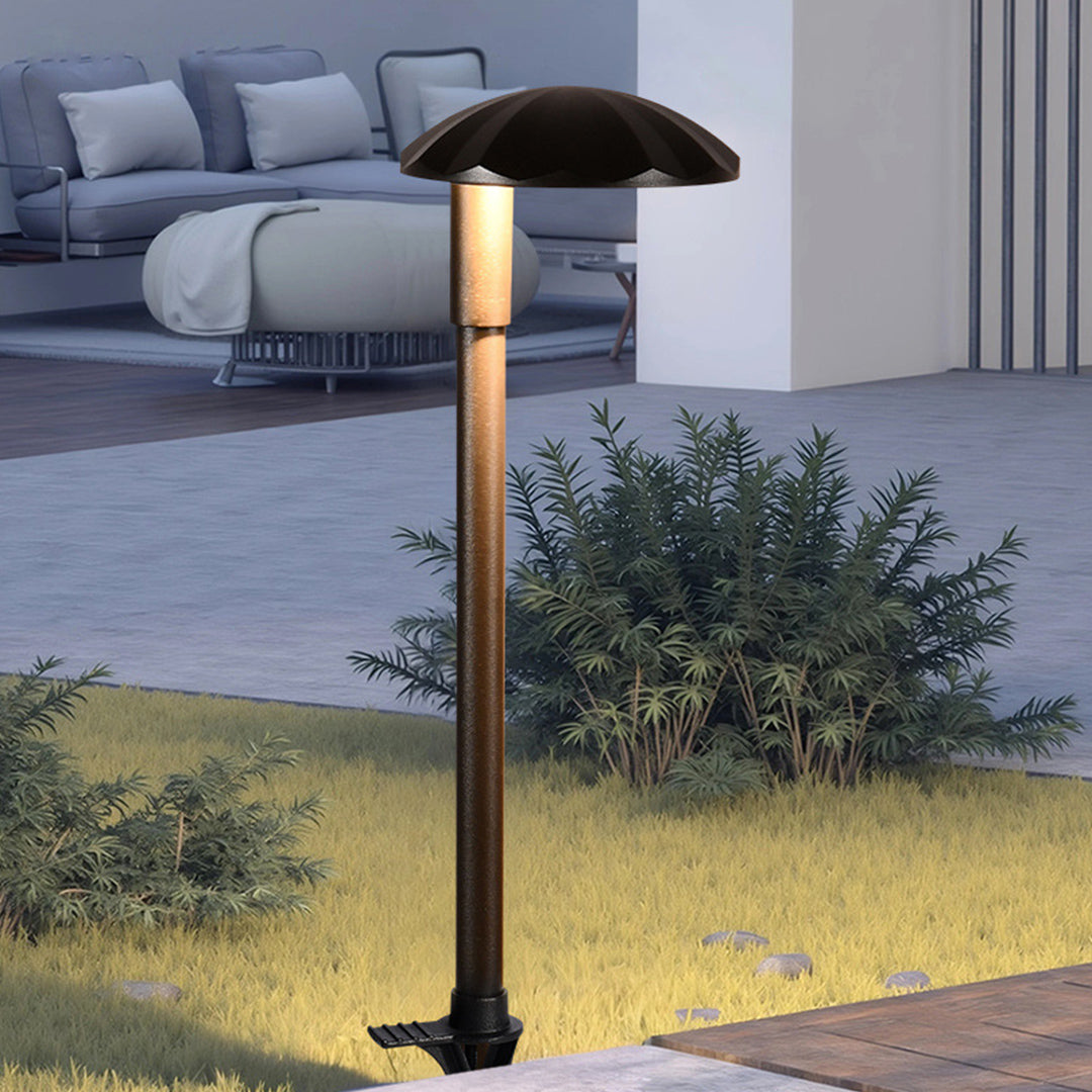 Minimalist Outdoor LED Path Light — Black Aluminum, Acrylic Dome, 10W, IP65 Weatherproof