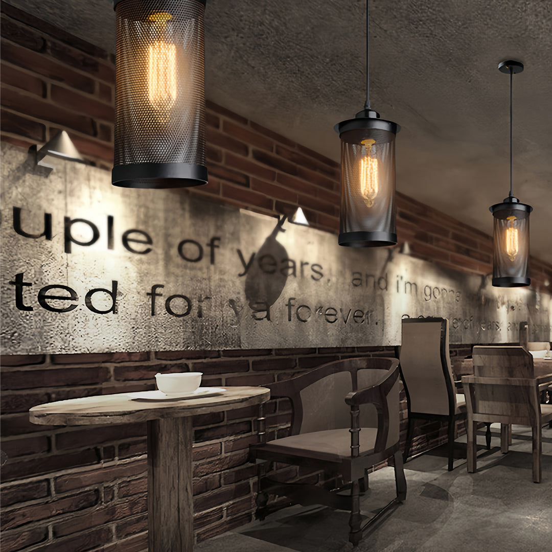 Retro Industrial Mini Pendant — Black Iron, 3-Light E27, 12W Warm White, Adjustable Chain