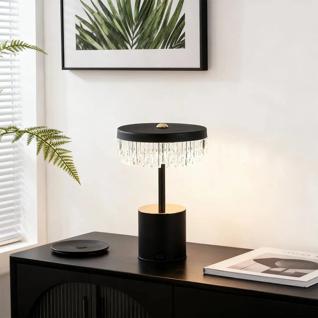 Minimalist Fringe Table Lamp with Creative Design and USB Charging Luxe