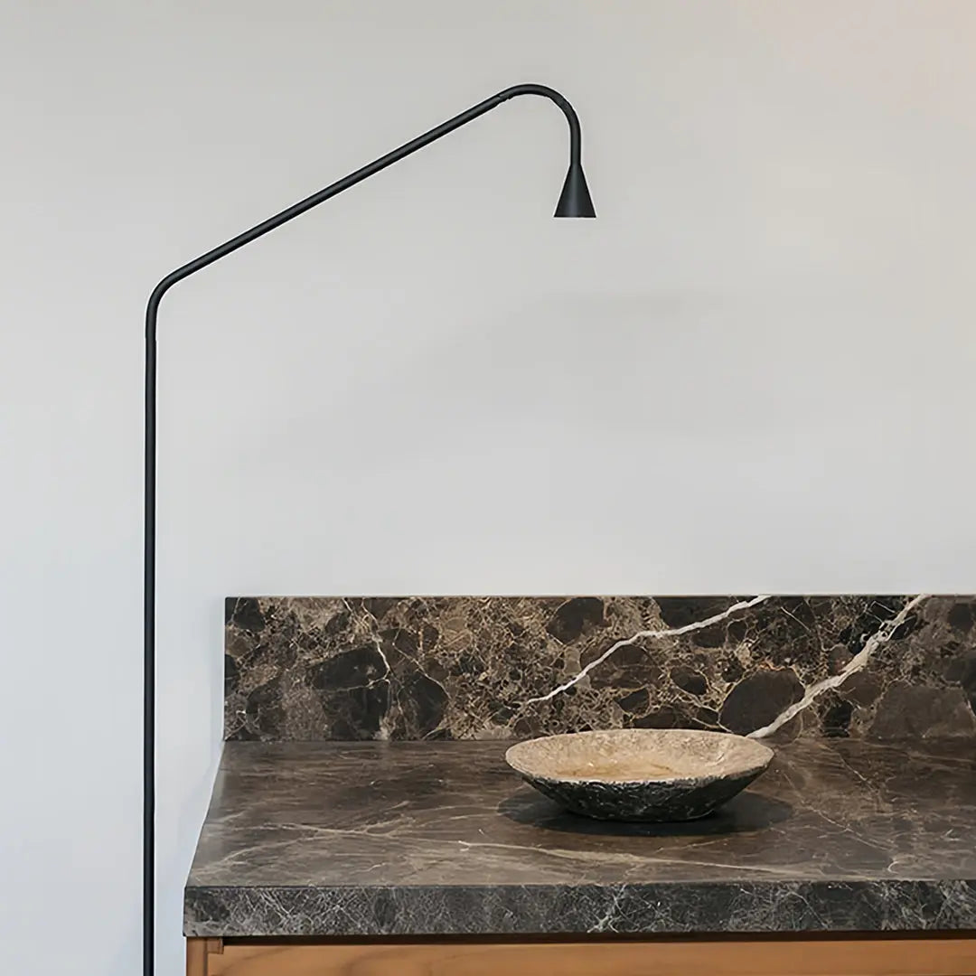 Minimalist LED Floor Lamps in Black and Gold - Perfect for Reading Luxe
