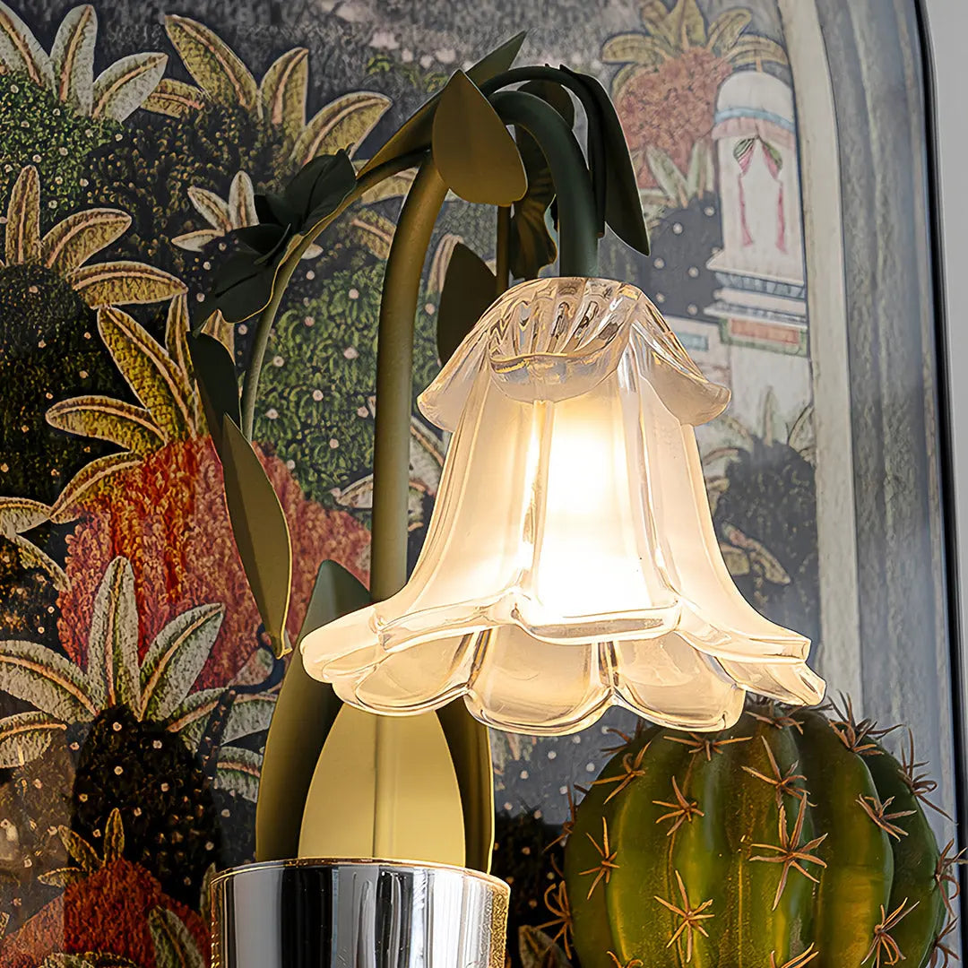 Elegant Night Light: Fireless Scented Flower Melt Table Lamp Luxe