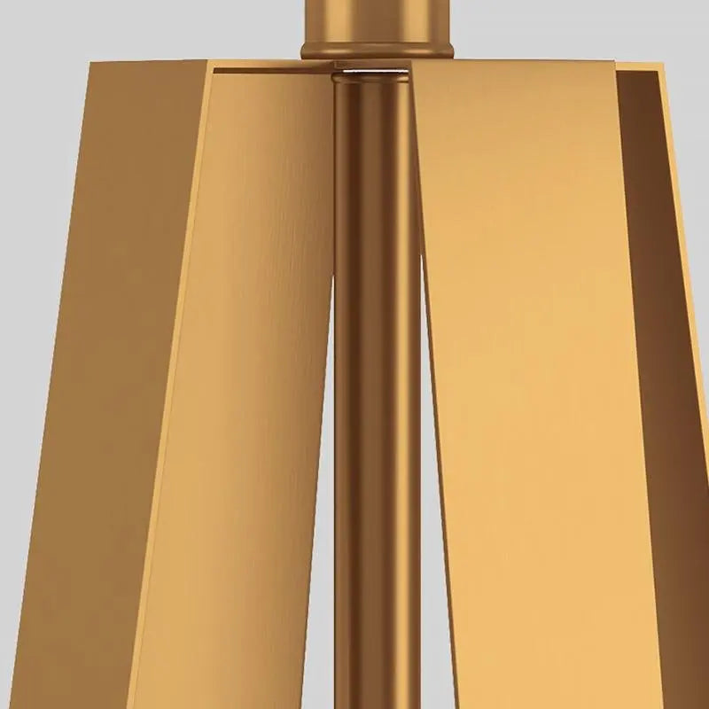 22-Inch Geometric Table Lamp with 1 Light in Golden Faux Silk and Brass Luxe