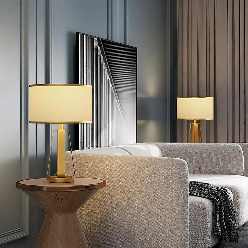 22-Inch Geometric Table Lamp with 1 Light in Golden Faux Silk and Brass Luxe