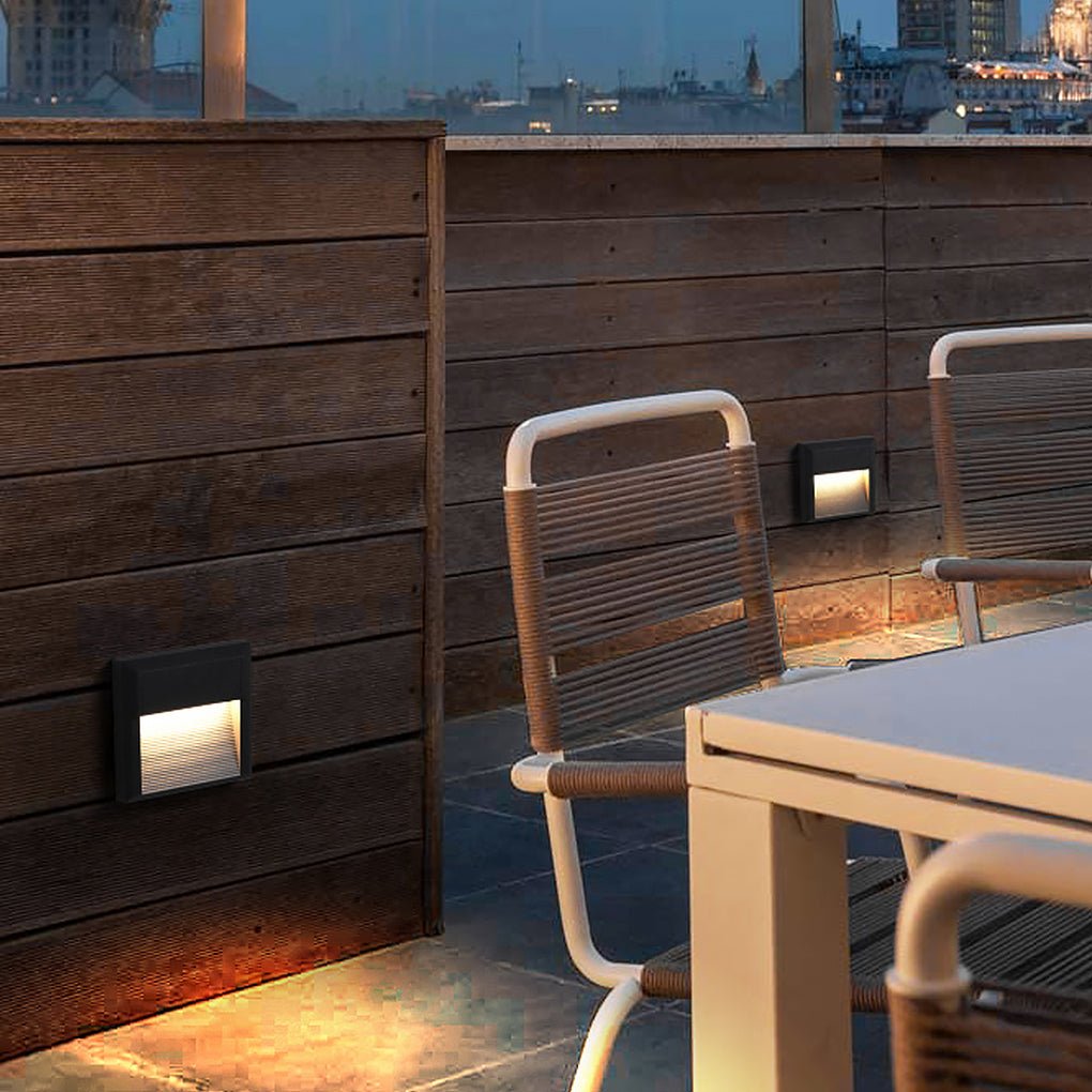 Staircase-Design Outdoor LED Step Light — Die-Cast Aluminum & PC, 8W, IP65 Weatherproof