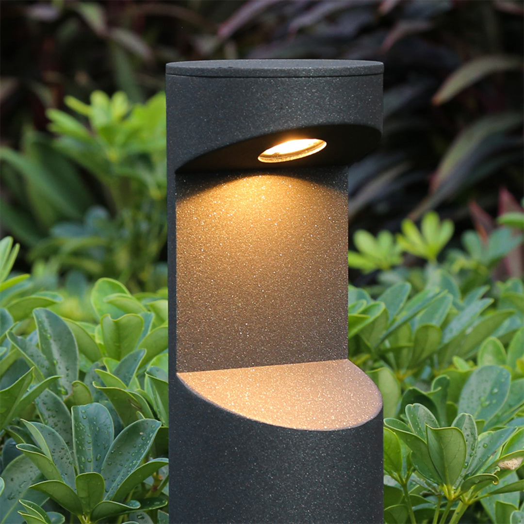 Minimalist One-Way Bollard Light — Die-Cast Aluminum, 8W CREE LED, 3000K, IP65, 30cm / 60cm / 80cm