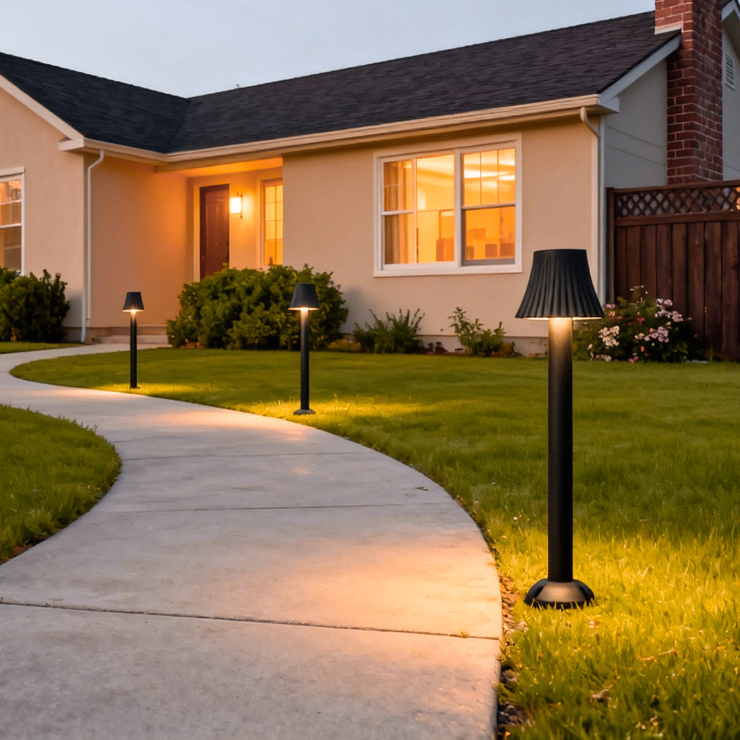 Mushroom Outdoor Path Light — Black Aluminum, 12W LED, IP54, 23.62" H