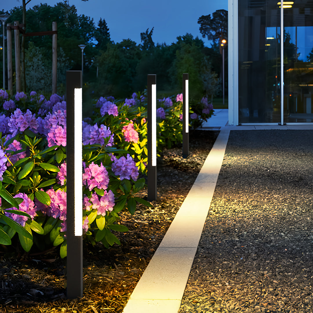 Square Outdoor Bollard Light — Black Aluminum, 14W LED, IP65, 31.5" Height