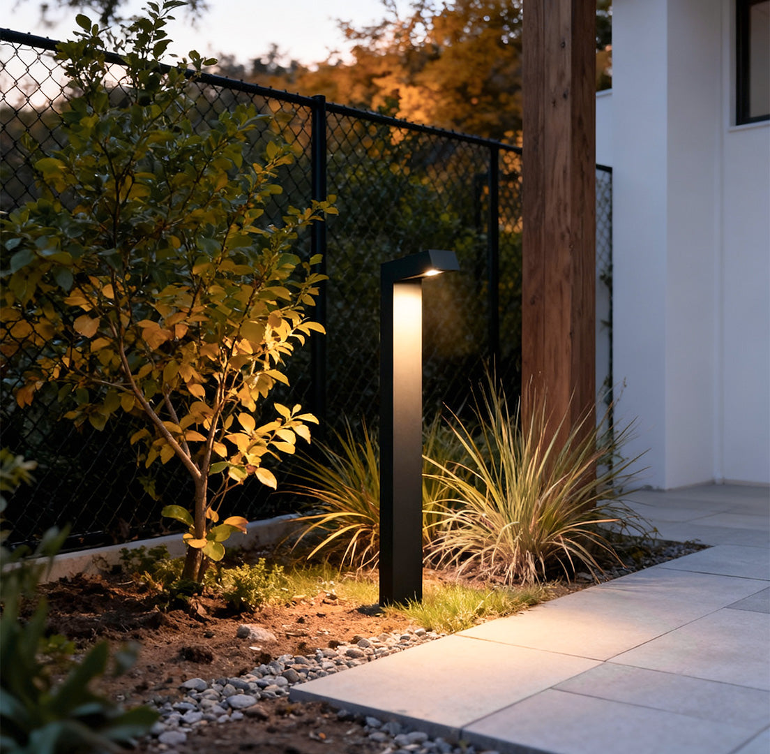 Modern Minimalist Bollard Path Light — Black Aluminum, 5W LED, Dual Color Temperature, IP65 Weatherproof