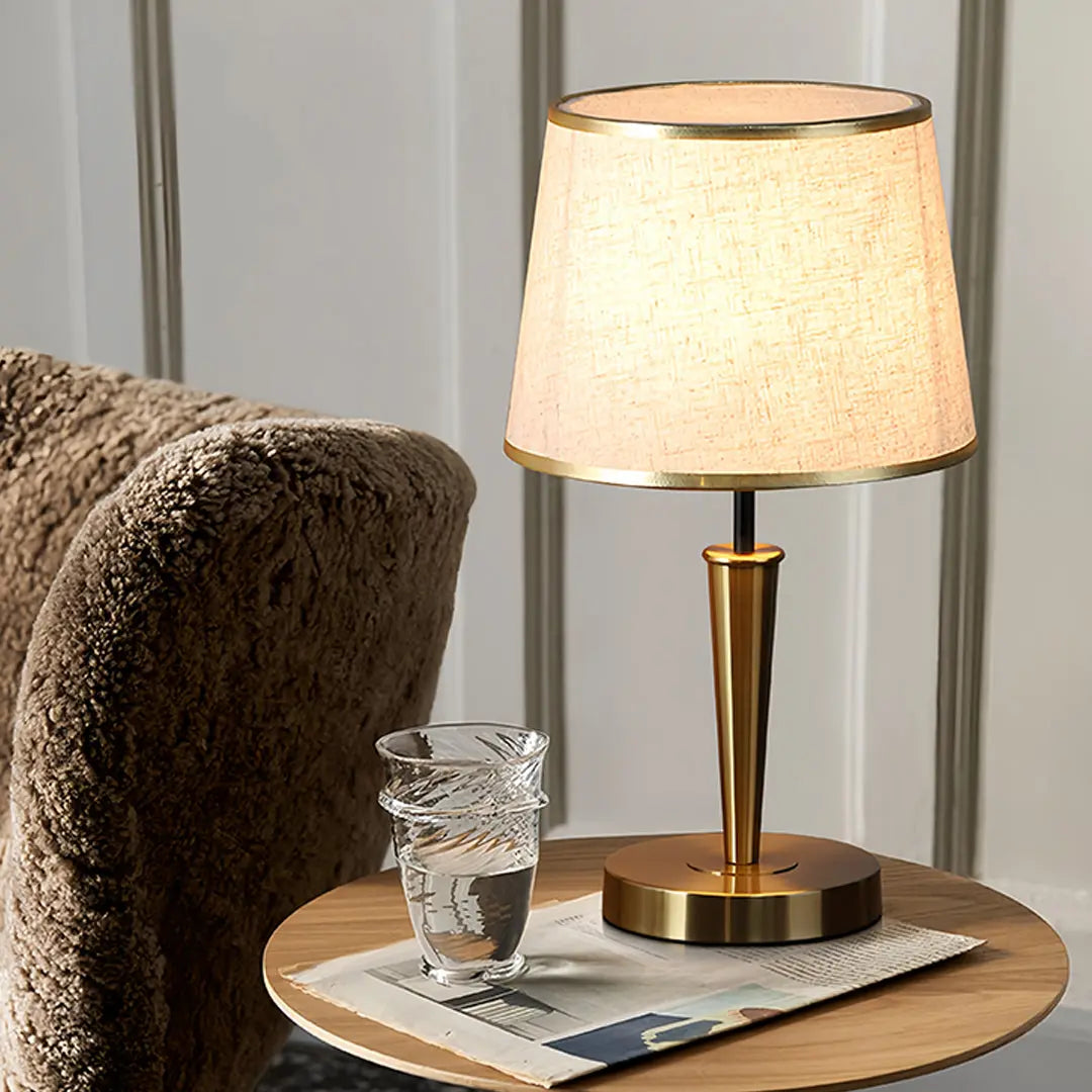 Elegant Nordic Brass Table Lamp with Fabric Shade – Modern Decorative Lighting Luxe