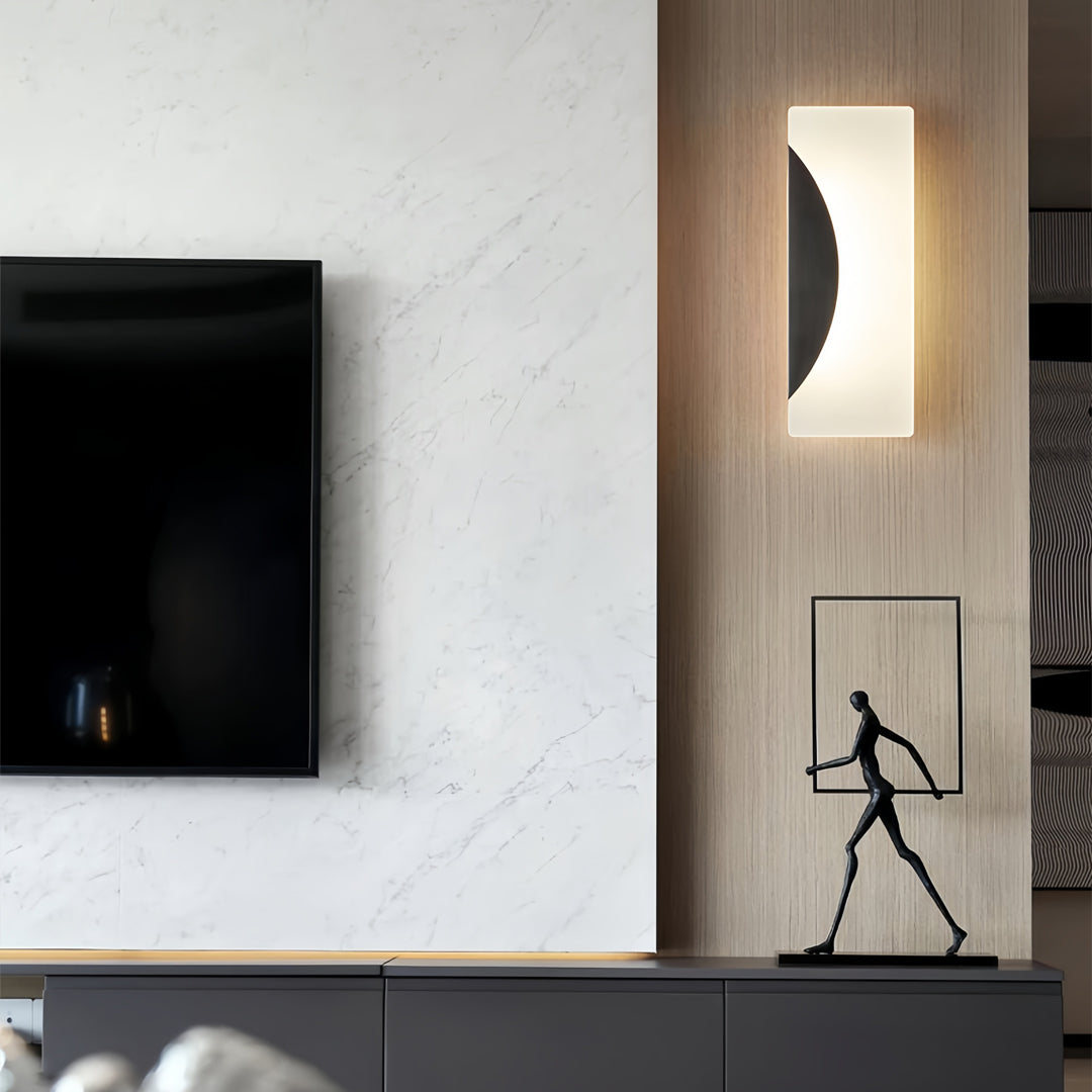 Minimalist Brass Wall Sconce — Full-Copper, Integrated LED, 4W, 4000K, Acrylic Shade, Black/Gold or Copper Finish