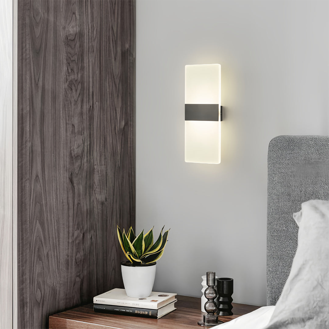 Minimalist Brass Wall Sconce — Full-Copper, Integrated LED, 4W, 4000K, Acrylic Shade, Black/Gold or Copper Finish