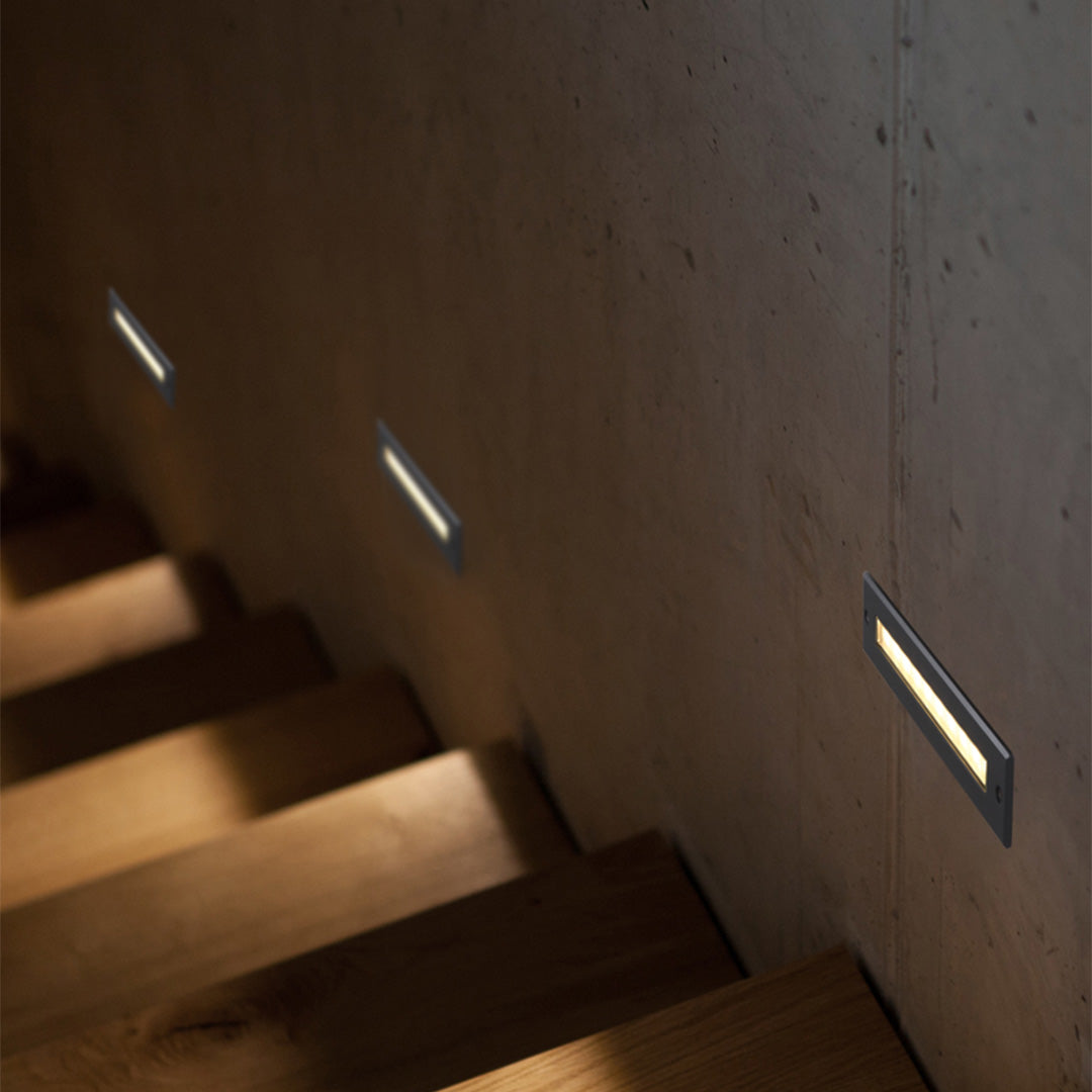 Minimalist Linear LED Step Light — Black Aluminum, 5W OSRAM, 3000K, IP65 Weatherproof, Hardwired