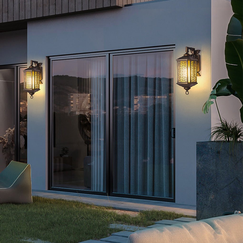 Classical Hollow-Pattern Outdoor Wall Sconce — Copper Iron & Glass, E27, IP54 Waterproof, 6" × 16"