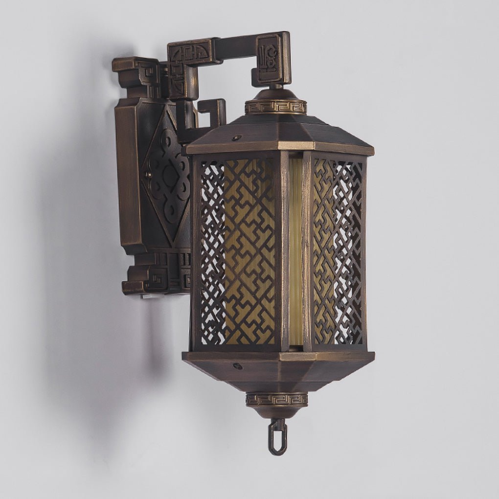 Classical Hollow-Pattern Outdoor Wall Sconce — Copper Iron & Glass, E27, IP54 Waterproof, 6" × 16"