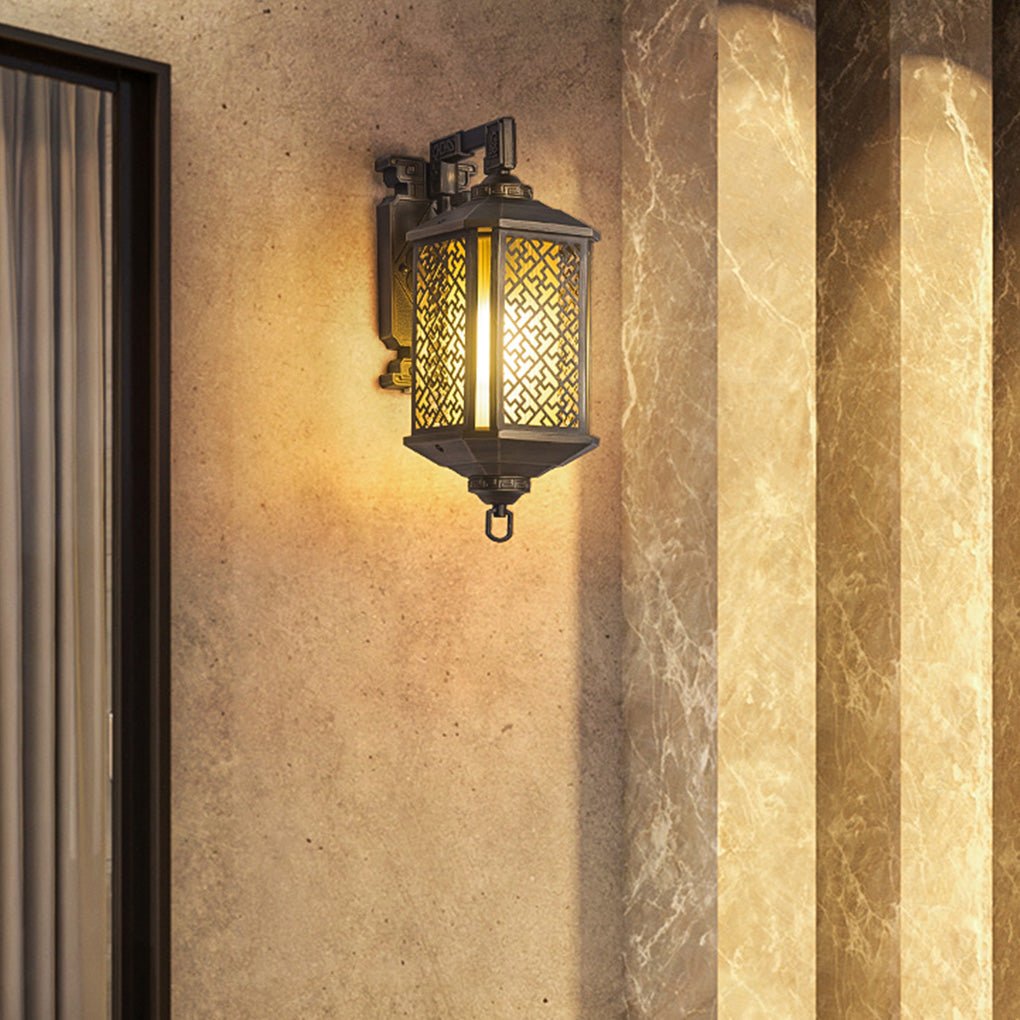 Classical Hollow-Pattern Outdoor Wall Sconce — Copper Iron & Glass, E27, IP54 Waterproof, 6" × 16"