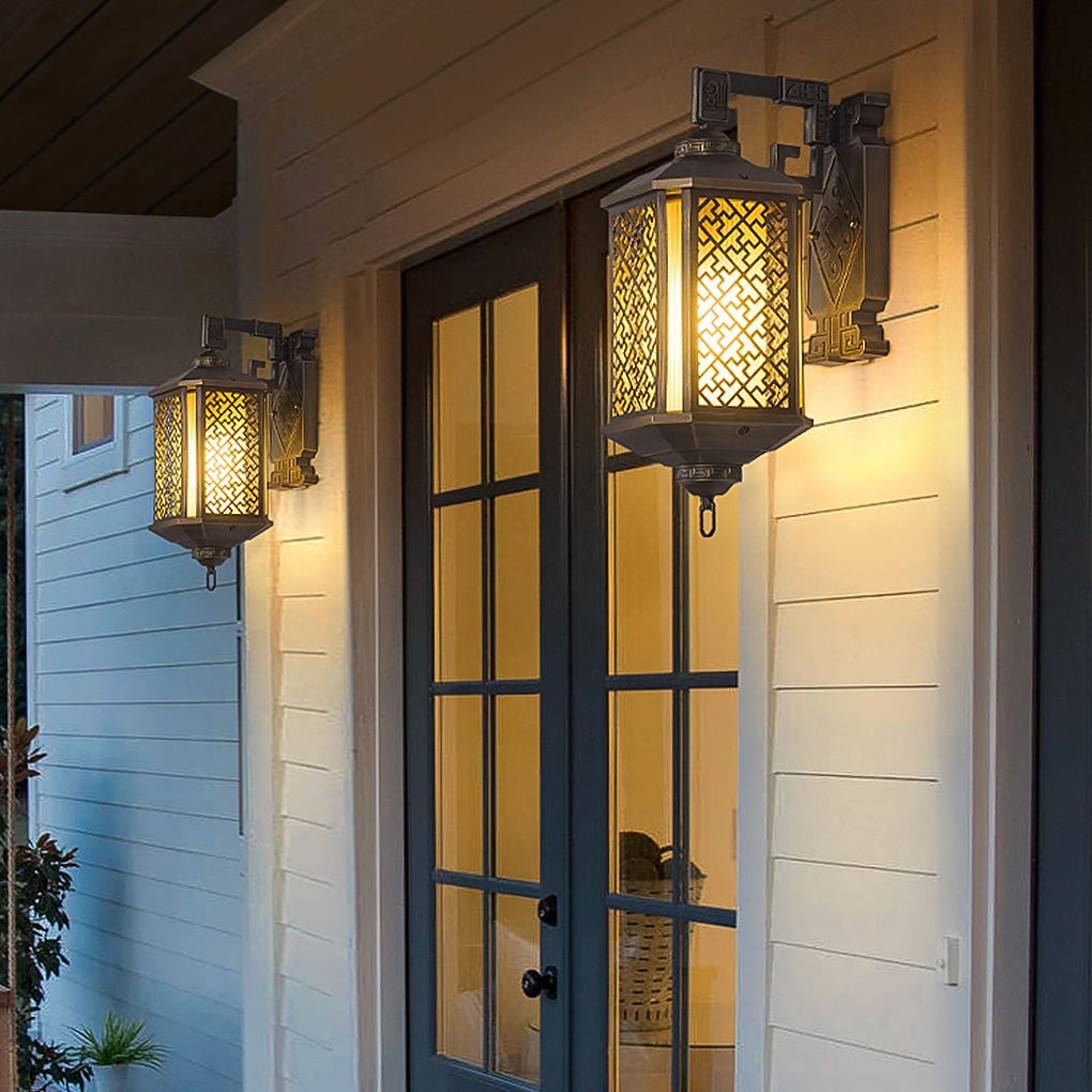 Classical Hollow-Pattern Outdoor Wall Sconce — Copper Iron & Glass, E27, IP54 Waterproof, 6" × 16"