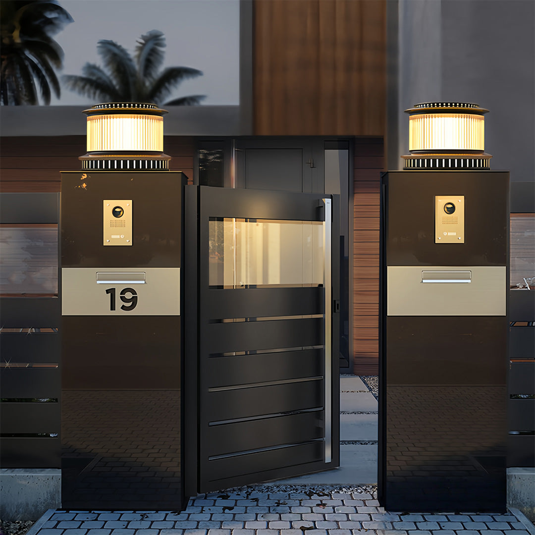 Modern Minimalist Cylindrical Pillar Light — Mirror-Black Stainless Steel, 7W LED, IP65 Weatherproof