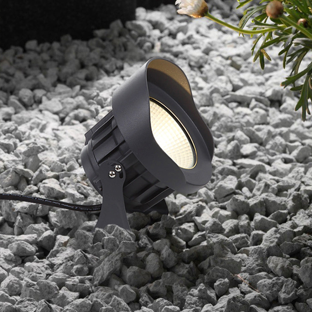 Minimalist Outdoor LED Spotlight — Die-Cast Aluminum, 8W / 15W, 3000K, IP65 Weatherproof