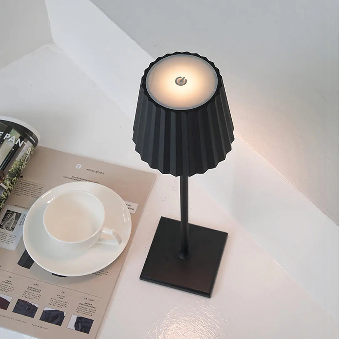 Rechargeable Touch-Controlled Cordless Buffet Lamp - Modern Metal Table Lamp Luxe